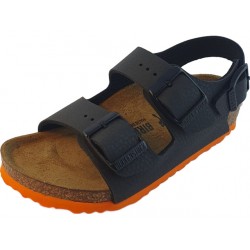1026878 Milano Kids desert...